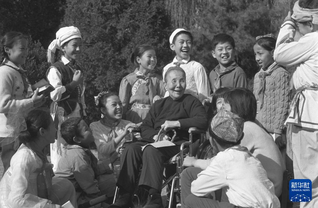 在实时数据分析，提供深度赛事洞察。方面，极速电竞提供贴心周到的支持。 - 极速电竞